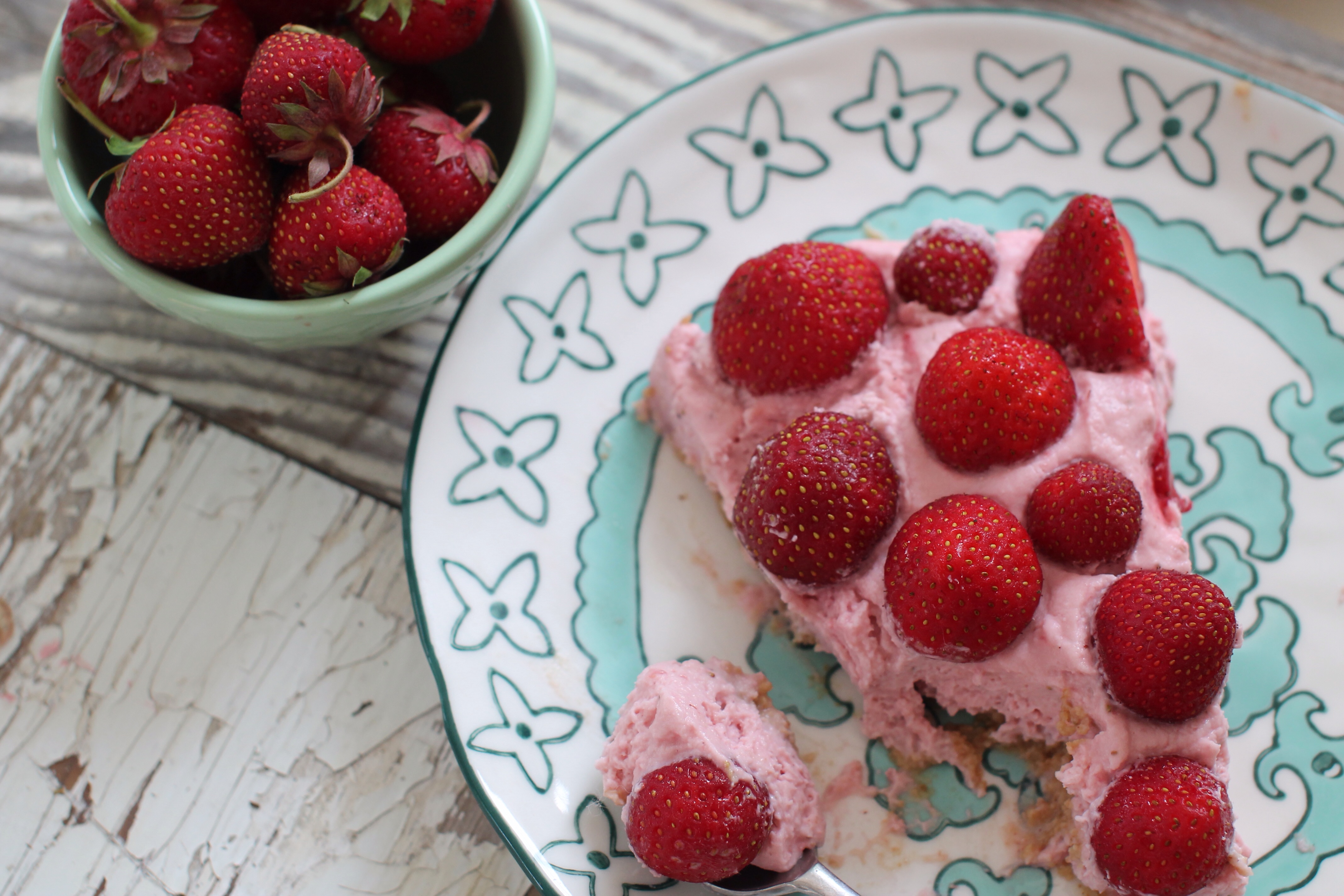 Perfect summer series : strawberry cloud cheesecake