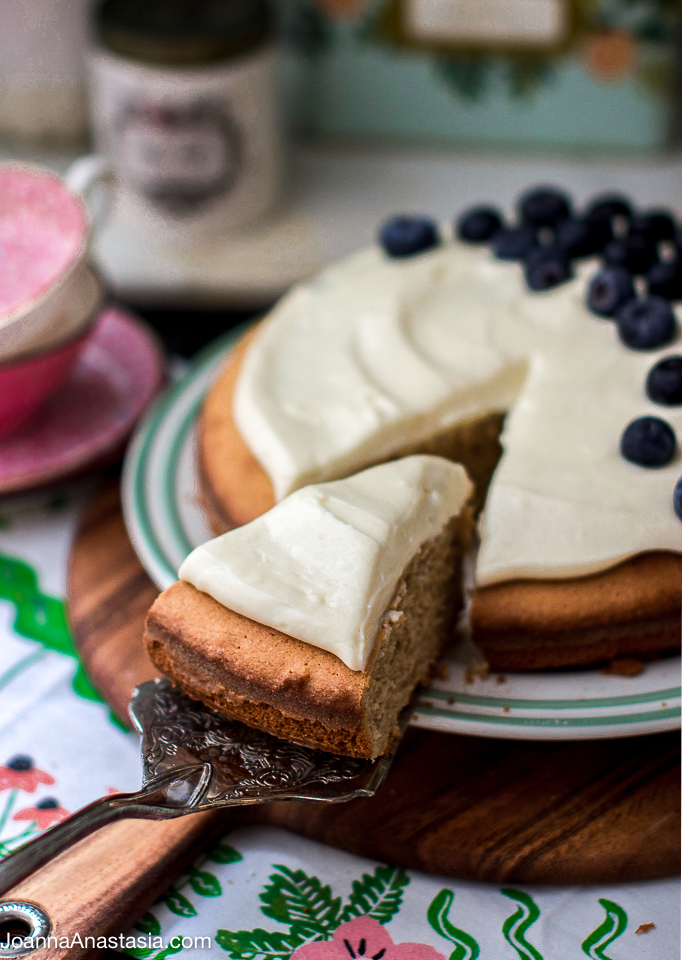 Earl gray vanilla coffee cake with cream cheese frosting