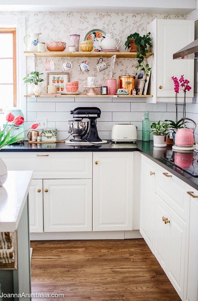 Kitchen Island Spring Decor - My Kind of Sweet